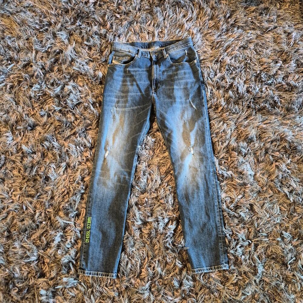 Diesel D-EETAR-J Tapered Distressed Jeans | Size Boys/Teen 16Y